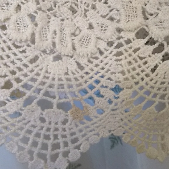 Crochet tank - Picture 4 of 4